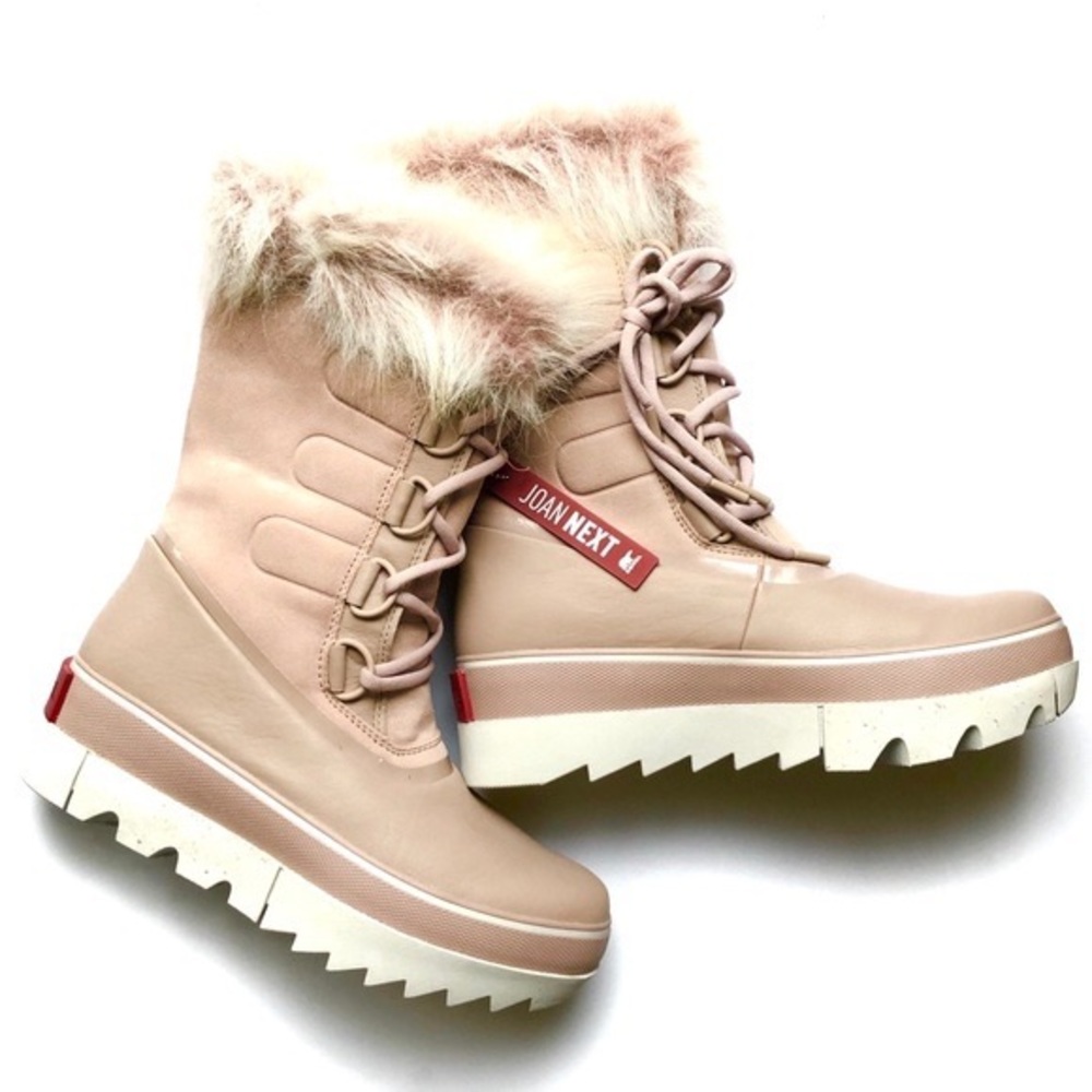 Sorel Women's Winter Boots in Tan and Cream